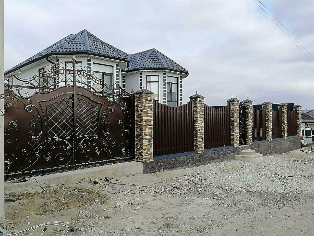 забор из штакетника 110м фото4 в Горно-Алтайске
