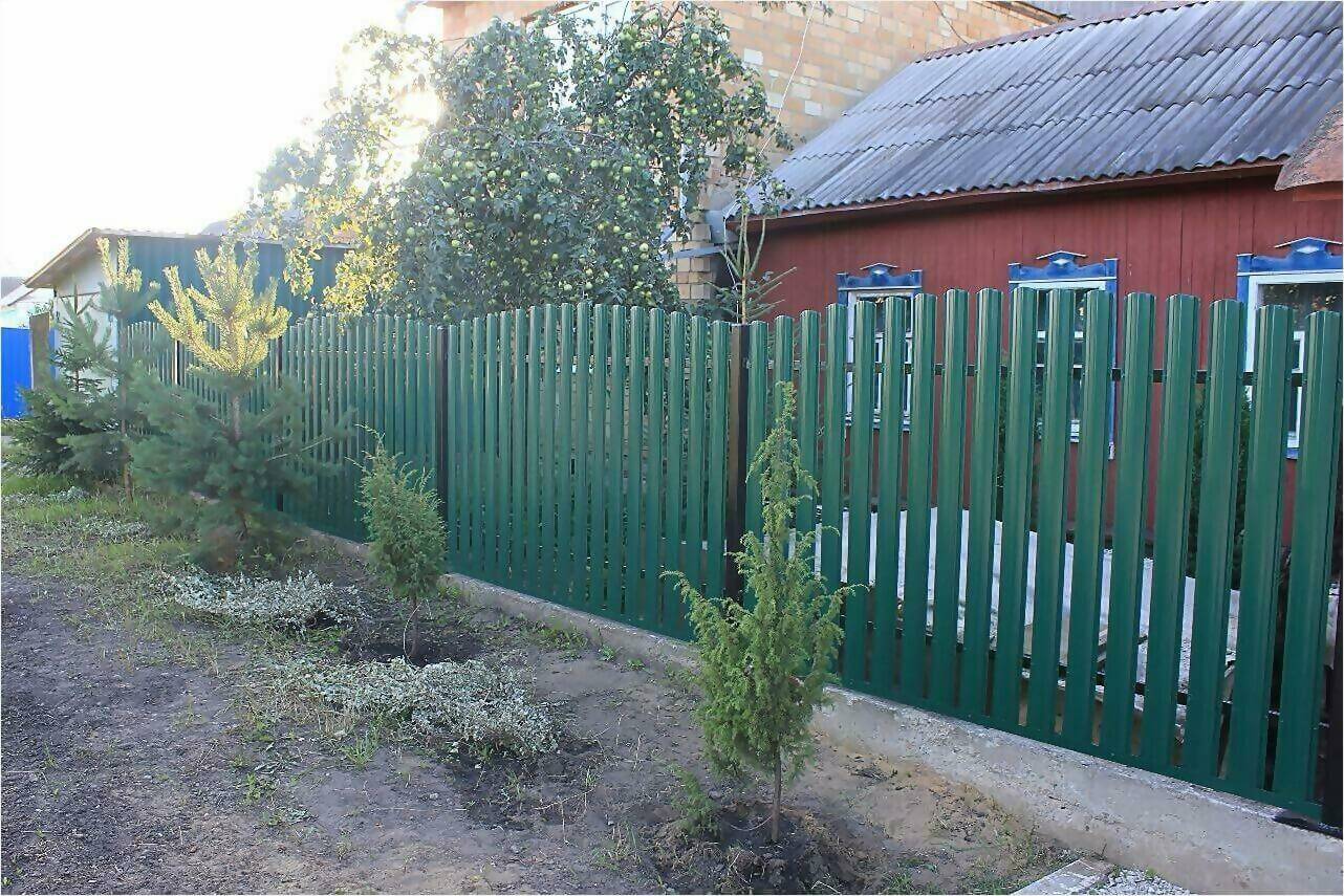 Забор из штакетника 60м фото1 в Горно-Алтайске