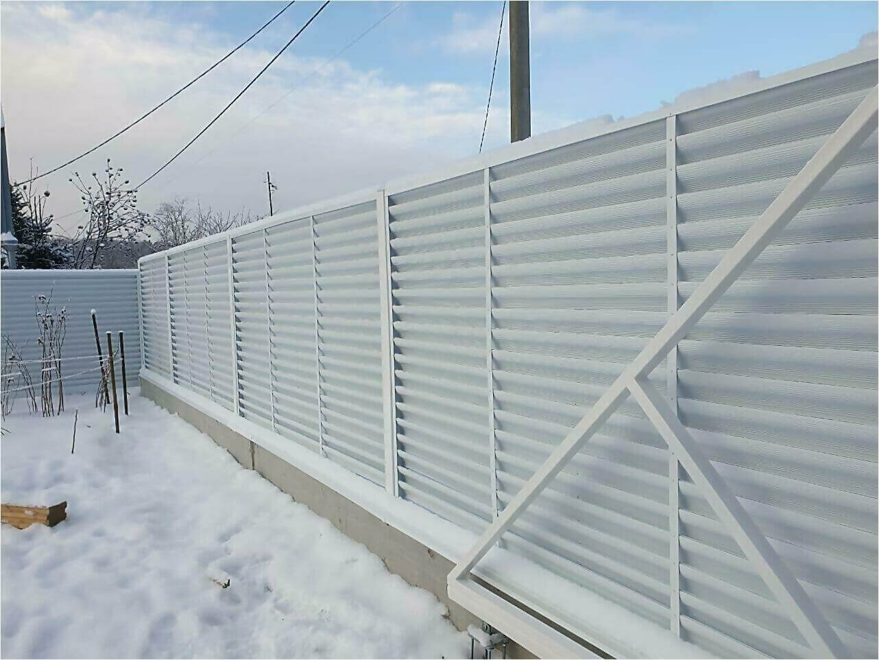 Забор жалюзи 150м RAL9003 фото3 в Горно-Алтайске