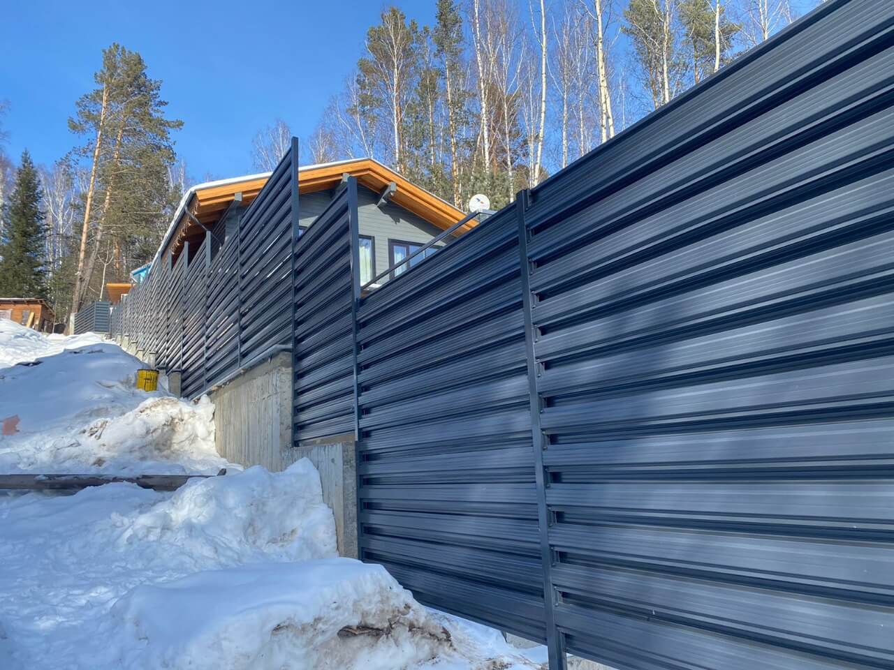забор из штакетника 130м ral7024/7024 серый графит фото5 в Горно-Алтайске