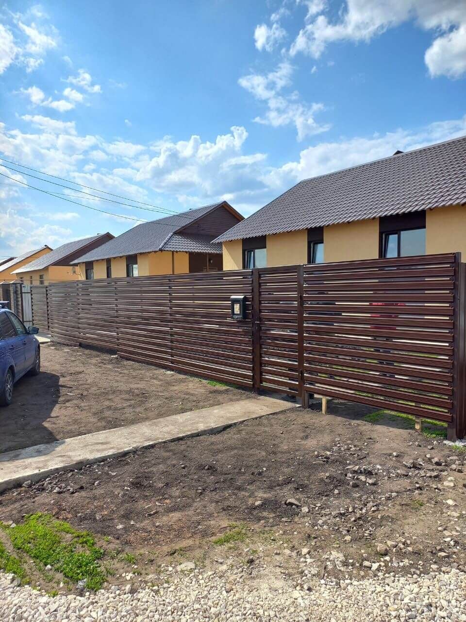 Забор-ранчо из широкого штакетника 24м RAL8017/8017 Шоколад двусторонний в Горно-Алтайске