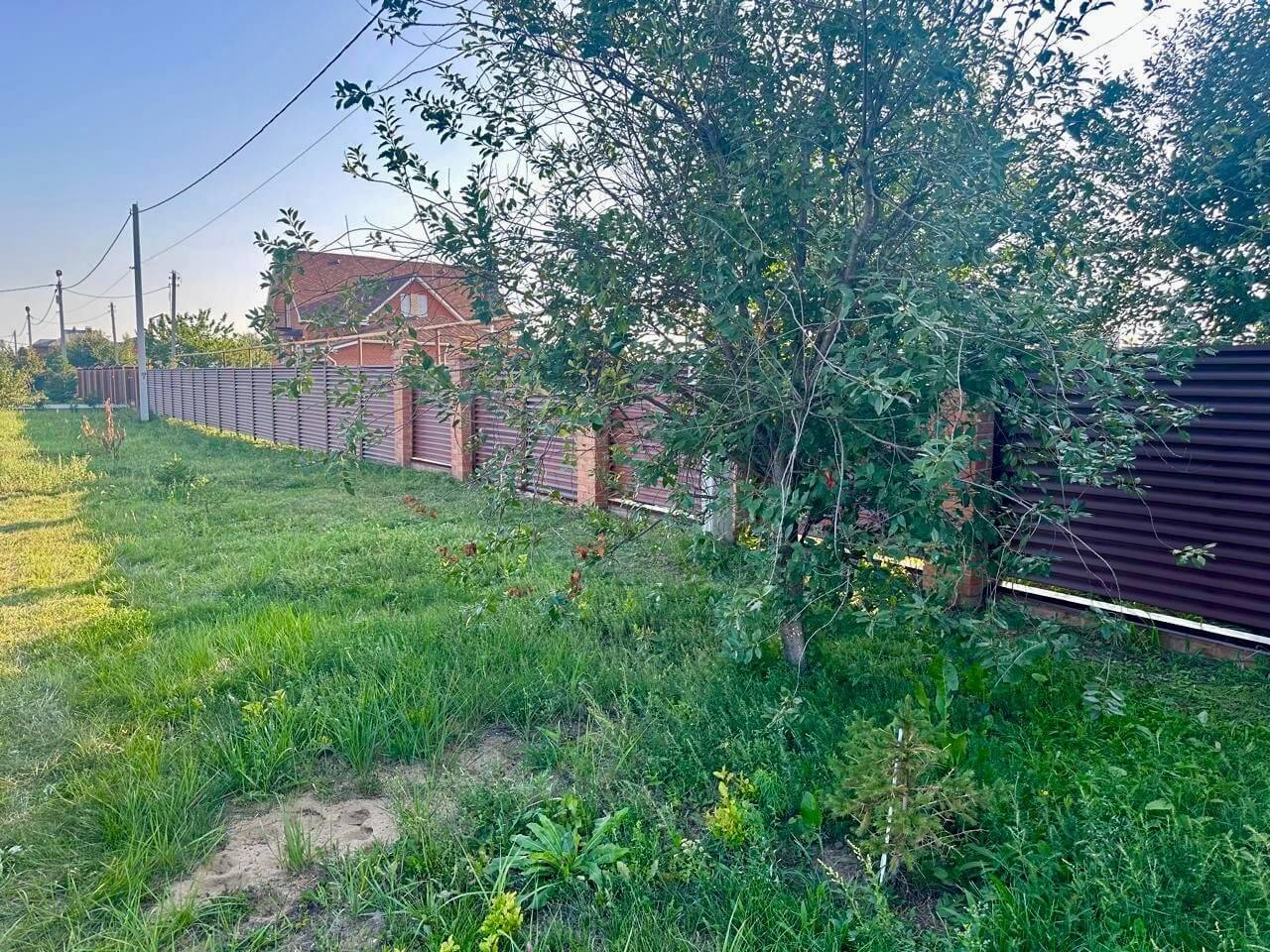 Забор из ламелей Еврожалюзи 53м RAL8017/8017 Шоколад двусторонний МАТТЕ фото 4 в Горно-Алтайске
