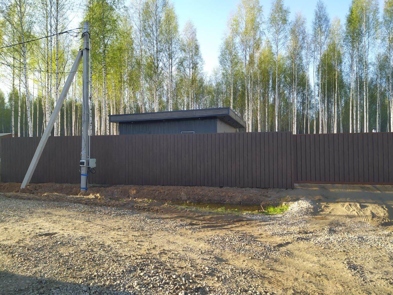 Забор из металлосайдинга ЕВРО-БРУС 25м Темный Каштан 3D Принтек фото 1 в Горно-Алтайске