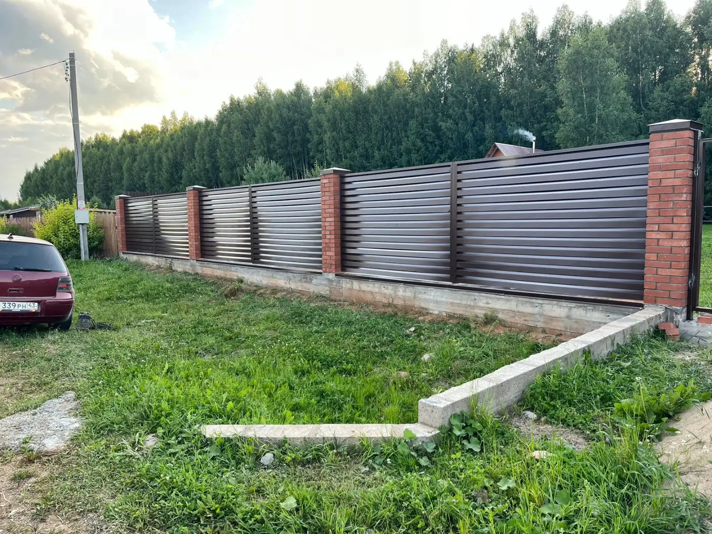 Забор-жалюзи из ламелей Хай-Тек 26м RAL8017/8017 Шоколад двусторонний в Горно-Алтайске